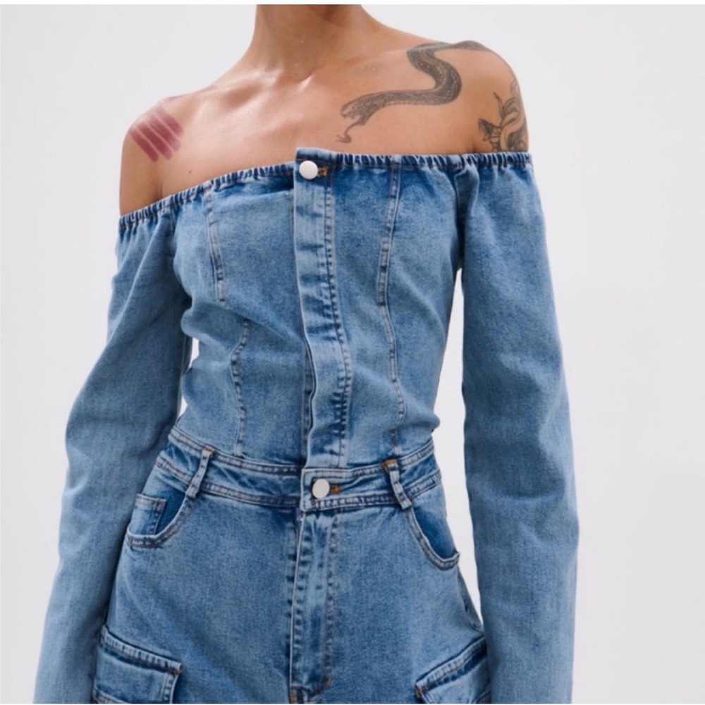 AKIRA Blue Denim Off-Shoulder Utility Style Jumpsuit - Picture 8 of 8